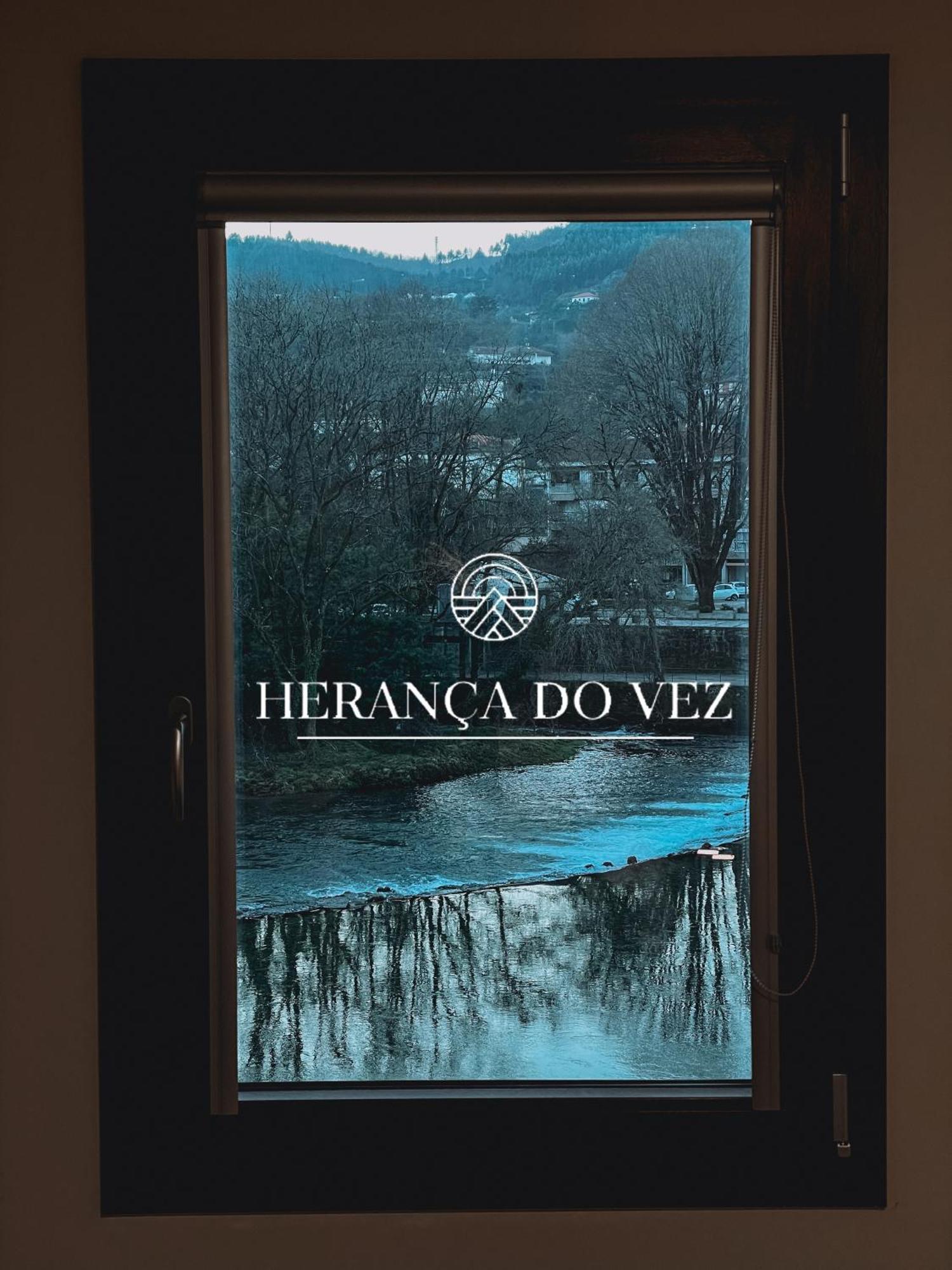 Heranca Do Vez - Riverfront *